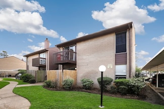 12905 Woodforest Blvd Unit 406, Houston, TX 77015