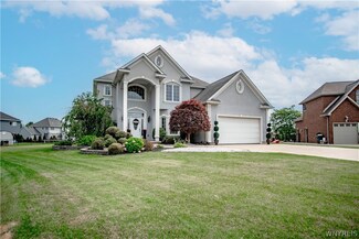 6674 Cloverleaf Ct, Niagara Falls, NY 14304