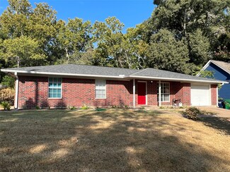 702 Kerr St, Brenham, TX 77833
