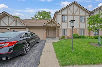 912 Knottingham Dr Unit 1B, Schaumburg, IL 60193