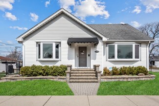 3050 W 94th St, Evergreen Park, IL 60805