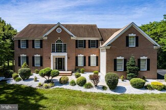 4 Landview Ln, Columbus, NJ 08022