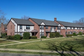 1594 August Rd Unit 1594, Babylon, NY 11703