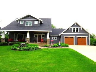 1504 4th St NE, Willmar, MN 56201