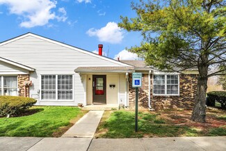 6834 Georgetown Rd, Indianapolis, IN 46268
