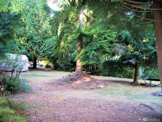 2912 Cedar Ave, Lummi Island, WA 98262