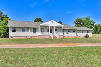 76 Lott Rd, Johnston, SC 29832