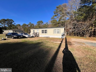 28145 Whites Neck Rd, Parksley, VA 23421