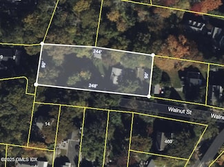 9 Walnut St, Cos Cob, CT 06807