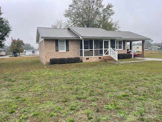 108 Patsy Ln, Cheraw, SC 29520