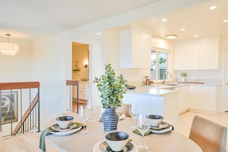 6321 Caminito Luisito, San Diego, CA 92111