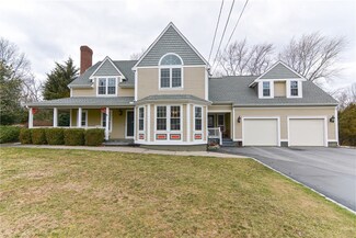 107 Woodlawn Ave, Bristol, RI 02809