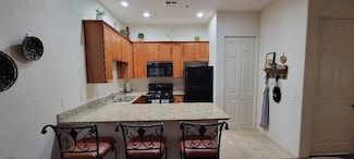 50680 Santa Rosa Plaza Unit 4, La Quinta, CA 92253
