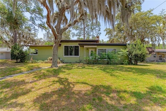1108 Gibson St, Leesburg, FL 34748