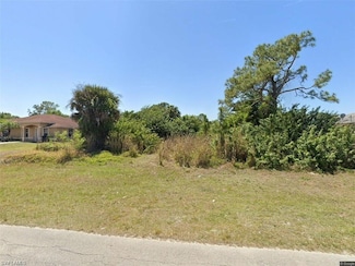 4942 Golfview Blvd, Lehigh Acres, FL 33973