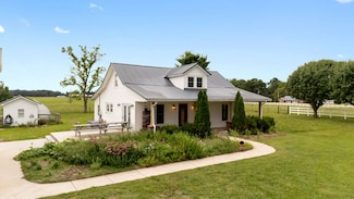2653 Blanton Chapel Rd, Manchester, TN 37355