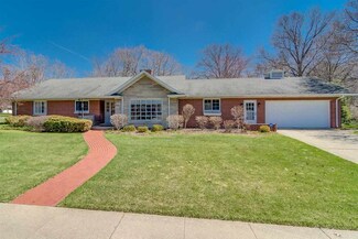 108 S Twyckenham Dr, South Bend, IN 46617