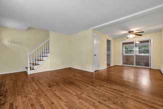 81 E Pattagansett Rd Unit 22, Niantic, CT 06357