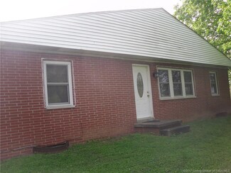 29110 Voyles Rd, Pekin, IN 47165