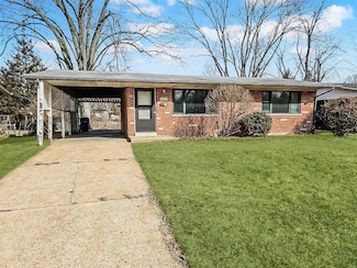 1679 Maldon Ln, Saint Louis, MO 63136