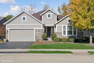 3903 Chesapeake Ln, Naperville, IL 60564