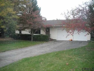 1465 van Hoesen Rd, Castleton On Hudson, NY 12033