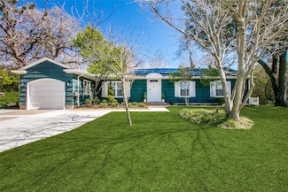 2012 N Locust St, Denton, TX 76209