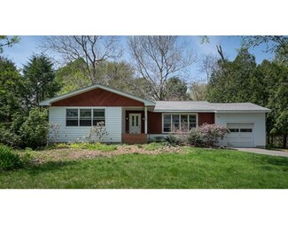 228 Audubon Rd, Leeds, MA 01053
