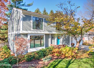 5625 Ventura Place, Haslett, MI 48840