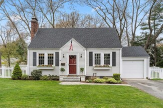 9 Hall Ave, Andover, MA 01810