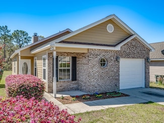 325 Chastain Ln, Tallahassee, FL 32305