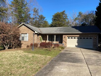 605 Pocahontas Rd, Danville, VA 24540