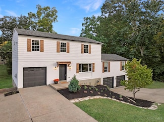 966 Sutton Rd, Cincinnati, OH 45230