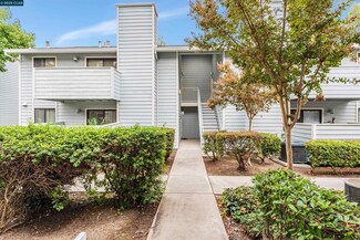 92 Elder Dr Unit G, Pacheco, CA 94553