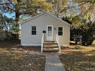 636 S 19th St, Belleville, IL 62226