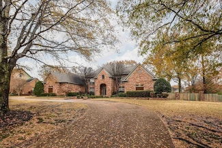 9279 Ingleside Farm S, Germantown, TN 38139