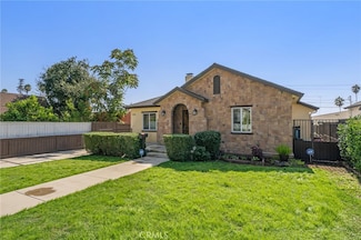 1786 Asbury Dr, Pasadena, CA 91104