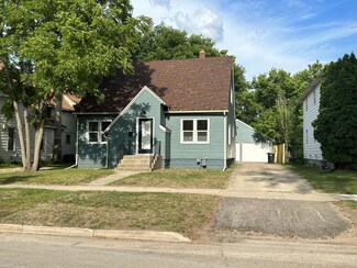 616 4th Ave SE, Rochester, MN 55904