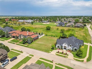 3805 Danfield Ln, Norman, OK 73072