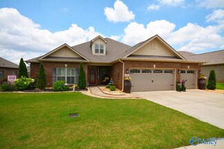 111 Walnut Cove Blvd SW, Huntsville, AL 35824