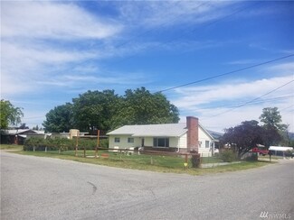 602 Skyview Dr, Omak, WA 98841