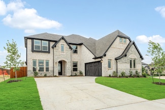 817 Lakewood Ct, Midlothian, TX 76065