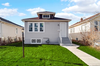 426 S 21st Ave, Maywood, IL 60153