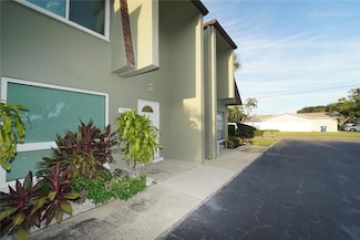 1330 70th St N, Saint Petersburg, FL 33710