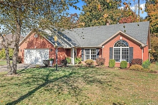 4166 Andrew Dr, Floyds Knobs, IN 47119