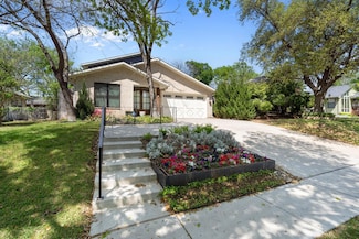 5332 Pershing Ave, Fort Worth, TX 76107