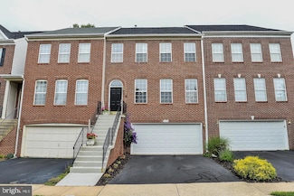 4735 Great Heron Cir, Fairfax, VA 22033