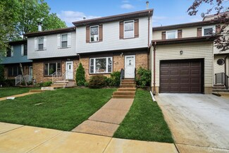 70 Corona Ct, Old Bridge, NJ 08857