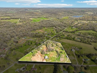 7919 Golf Club Rd, Mount Pleasant, TN 38474