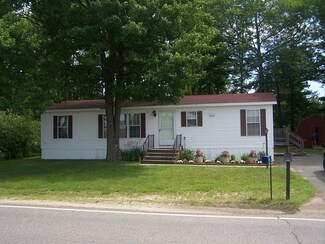 585 E River St, Orange, MA 01364